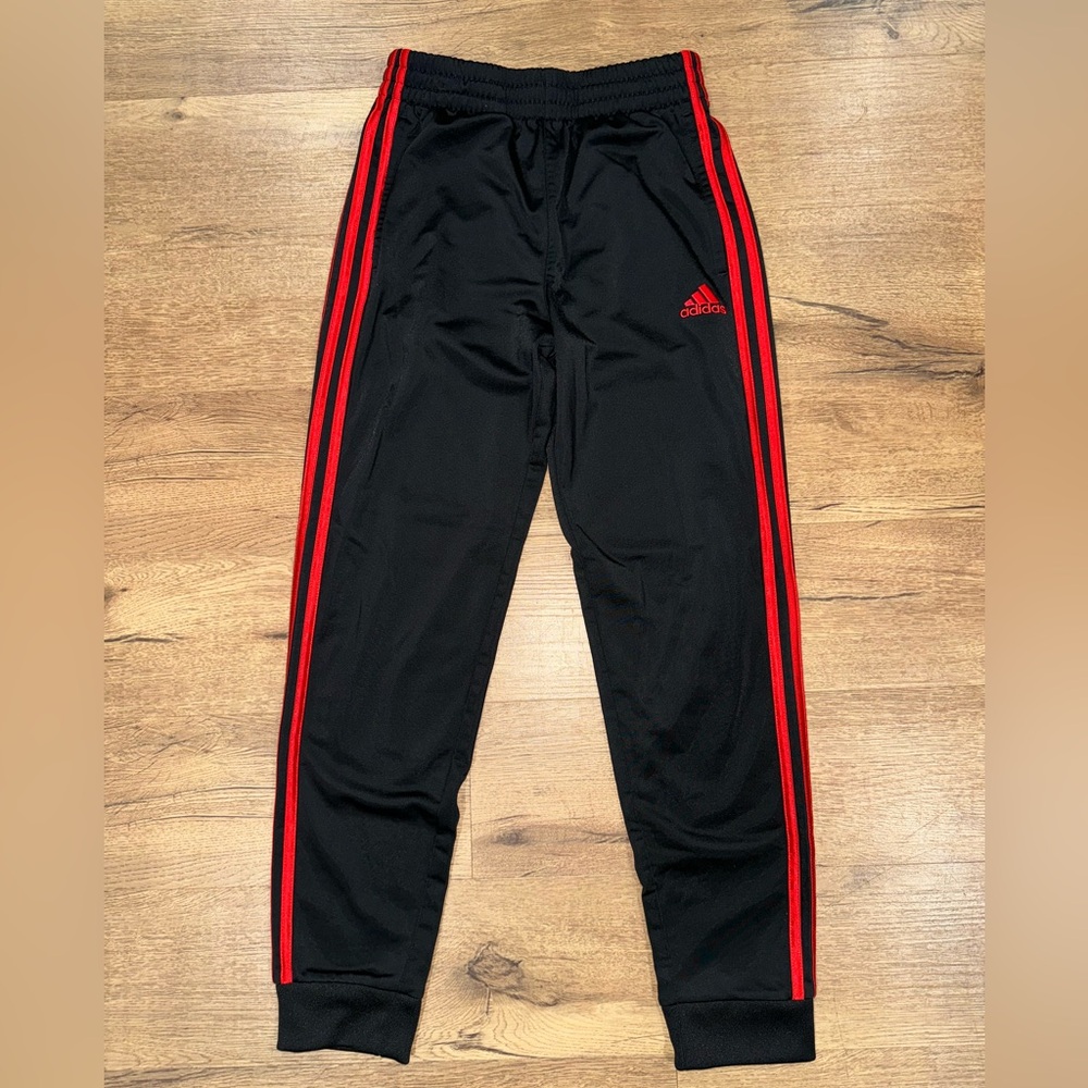 Adidas Kid’s Athletic Pants Black with 3 Red Stripes Size: Medium (10/12)